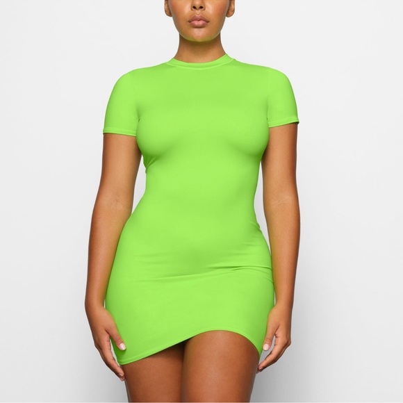 SKIMS Other - NWT SKIMS Signature Swim T-Shirt Dress Neon Green. Size XL